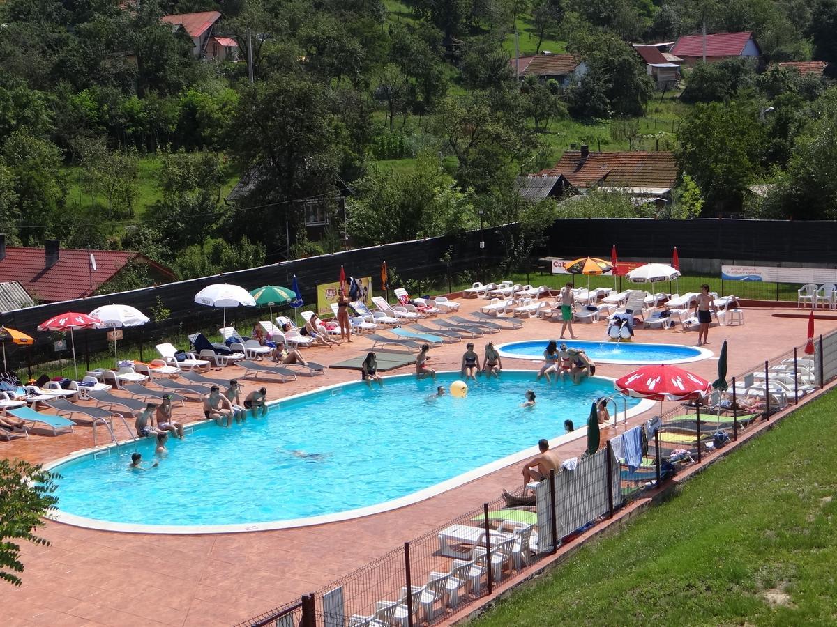 Cabana Pensiune La Brazi Vulcan (Hunedoara) Exterior photo