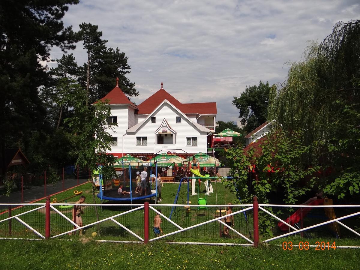 Cabana Pensiune La Brazi Vulcan (Hunedoara) Exterior photo