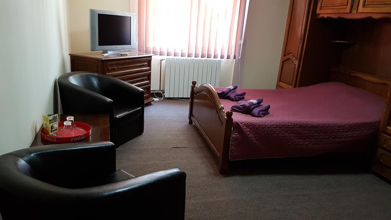 Cabana Pensiune La Brazi Vulcan (Hunedoara) Exterior photo