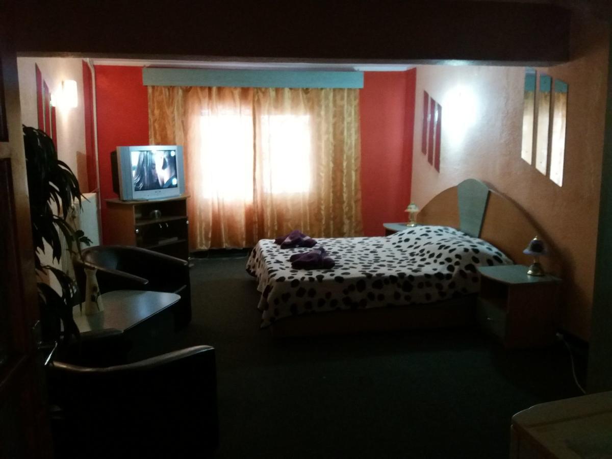 Cabana Pensiune La Brazi Vulcan (Hunedoara) Exterior photo